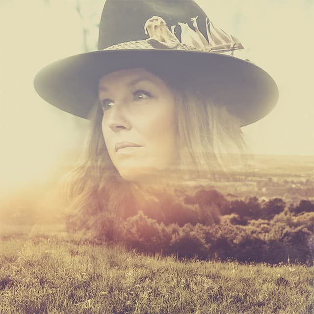 Kristen Kelly artist profile image