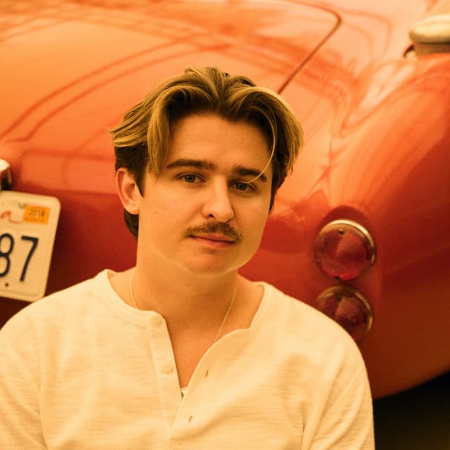 Nicky Youre's artist profile image