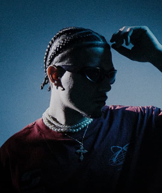 Prod Gomes artist profile image