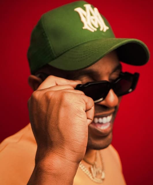 Verse Simmonds artist profile image