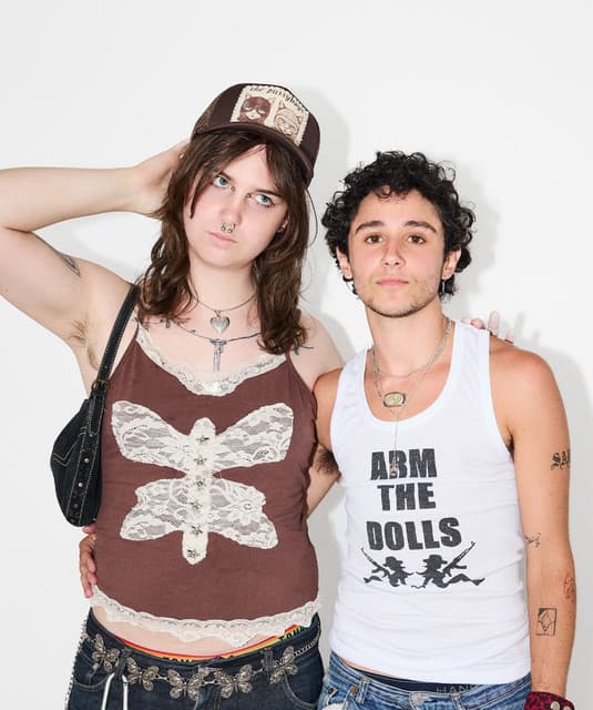 Um Jennifer? artist profile image