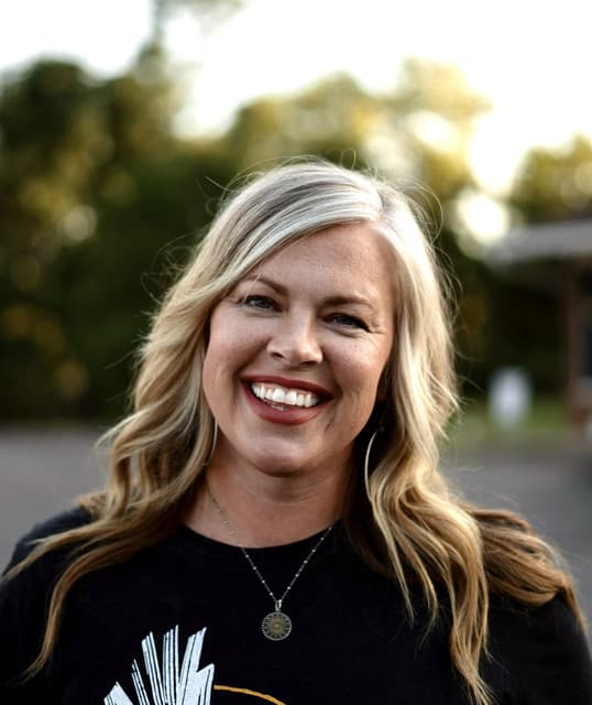 Courtney Patton profile