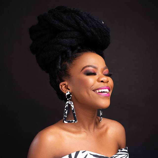 Nomfundo Moh artist profile image