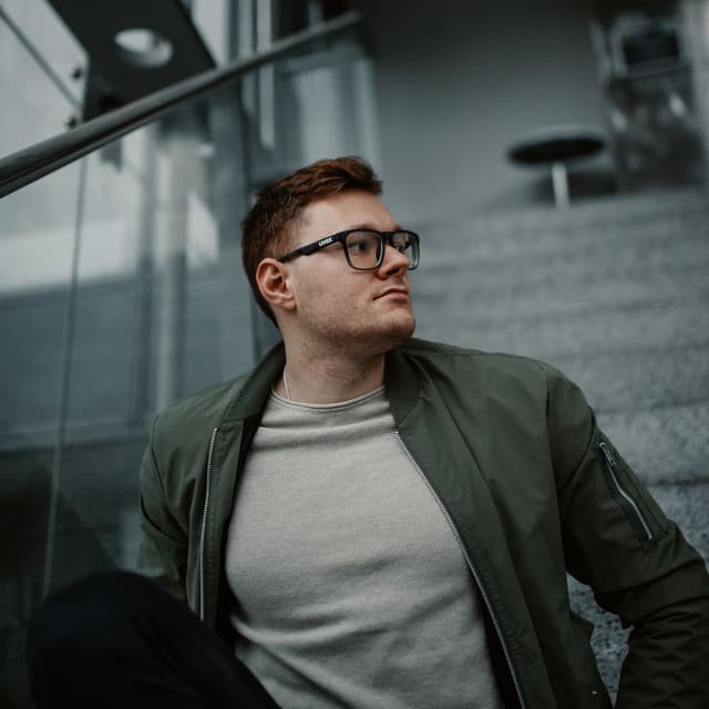 Tobias Bergson artist profile image