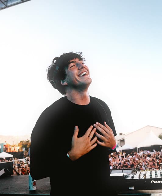 Surf Mesa artist profile