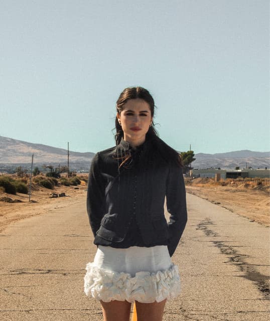 Ally Salort's artist profile image