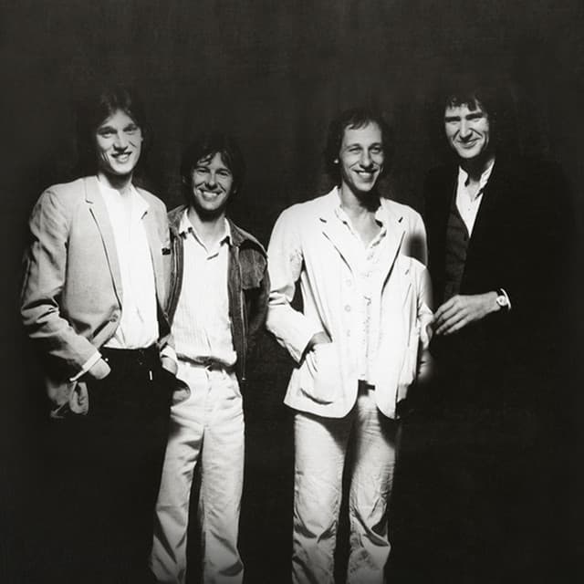 Dire Straits artist profile image