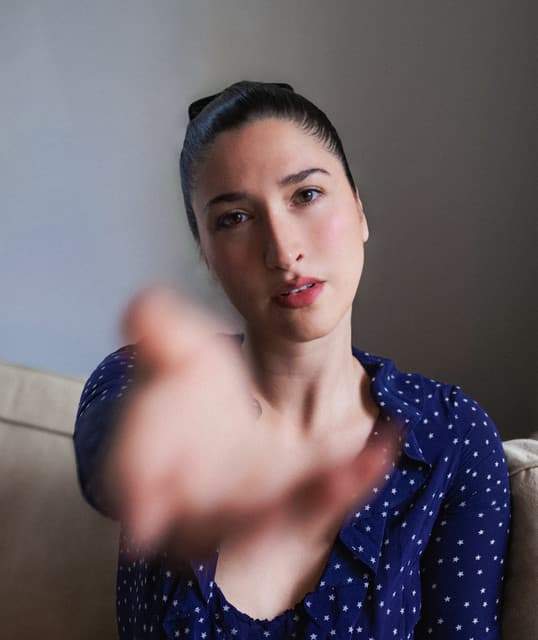 Shirley Hurt artist profile image