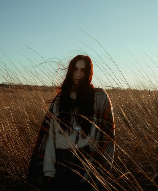 Anna Graves artist profile image