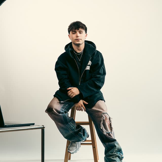 COSTA artist profile