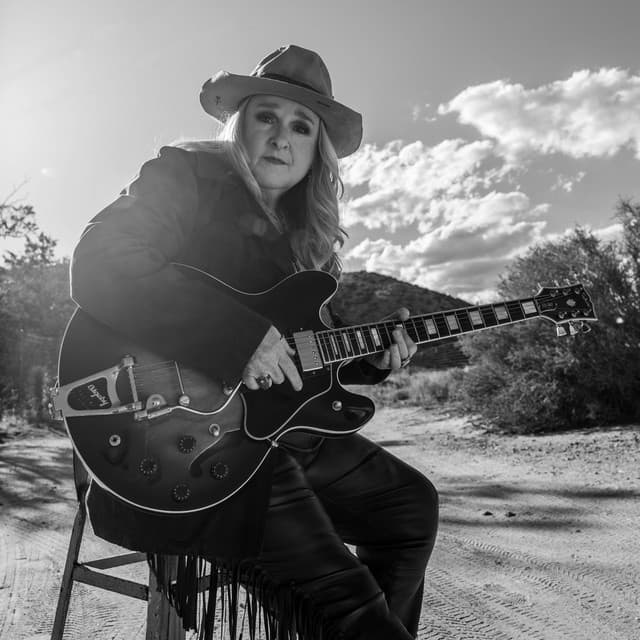 Melissa Etheridge's artist profile image