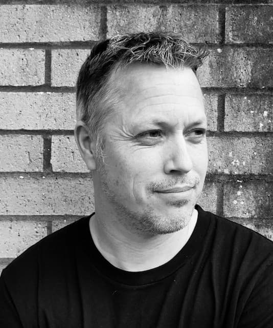 Simon Gregory artist profile image