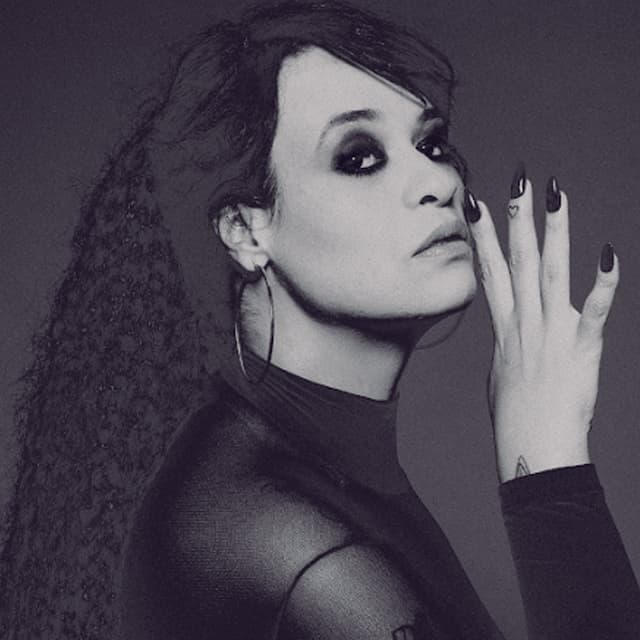 Tulipa Ruiz artist profile image