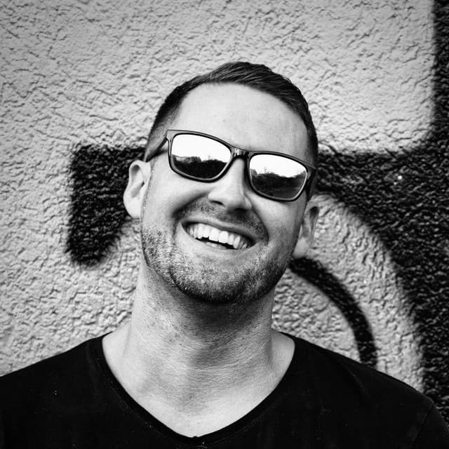Steve Brian artist profile image