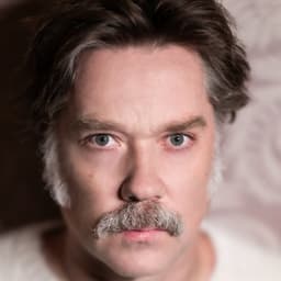 Rufus Wainwright's artist profile image