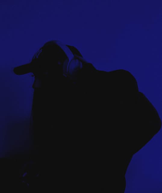 Hoodiee artist profile image