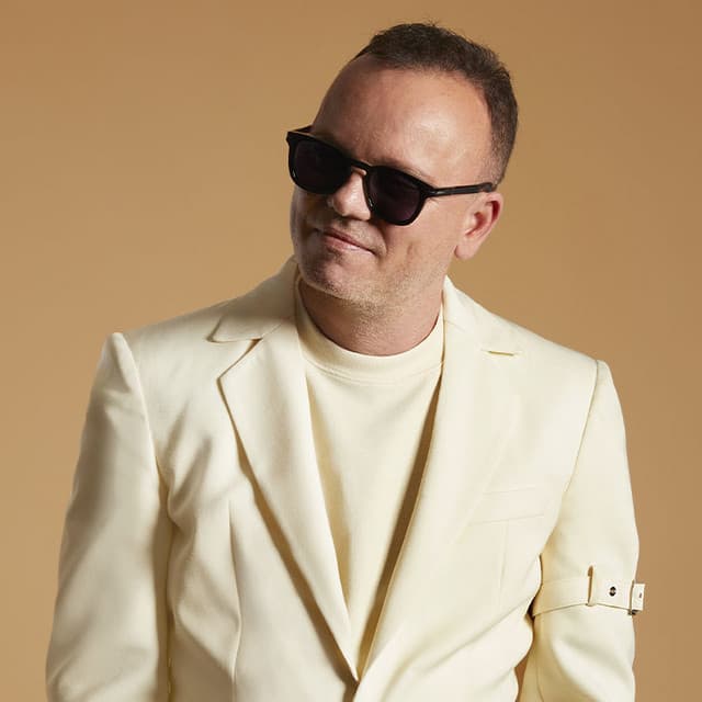 Gigi D'Alessio artist profile image