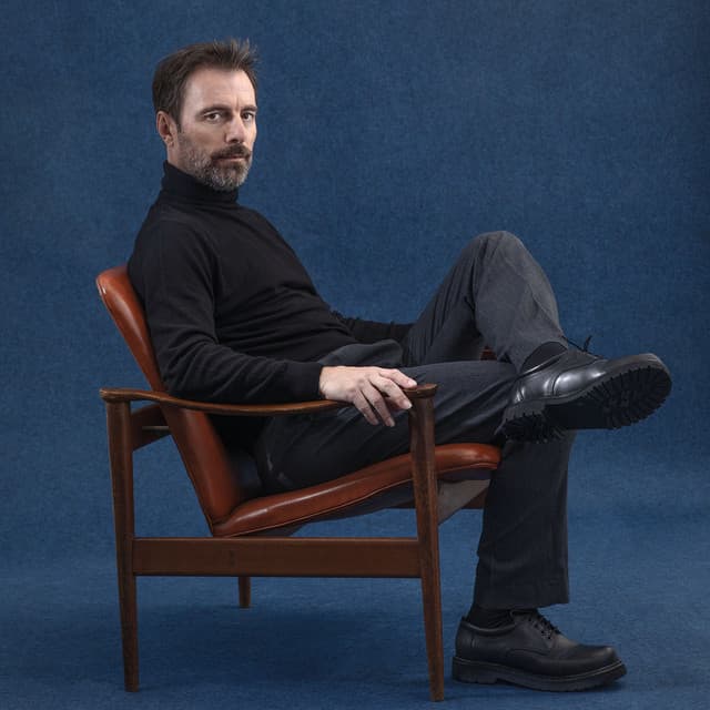 Kevin Johansen artist profile image