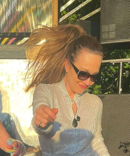 Lorna James artist profile image