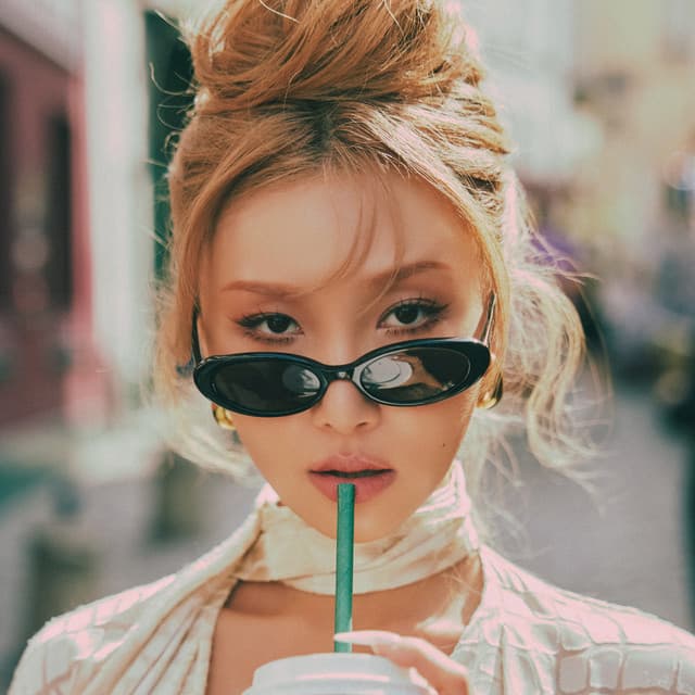 HWASA's artist profile image