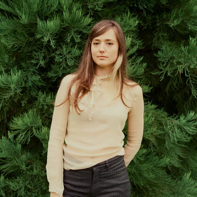 Sophie May artist profile image