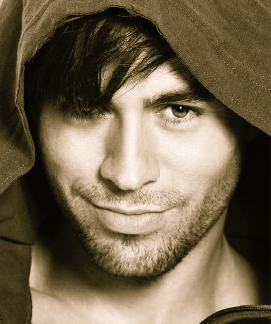 Enrique Iglesias's artist profile image