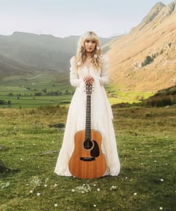 Rianne Downey's artist profile image