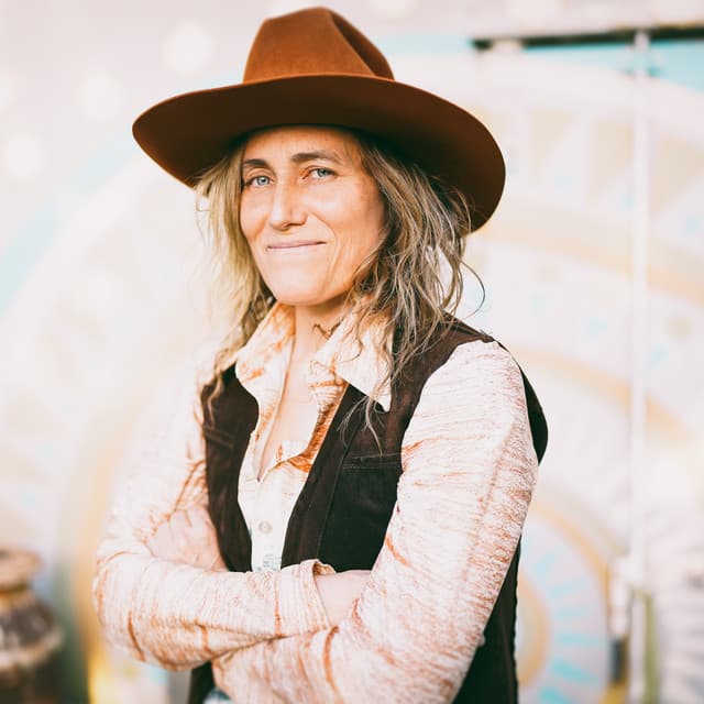 Melissa Carper artist profile image