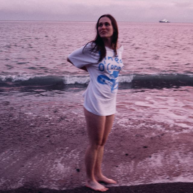Ellie O'Neill artist profile