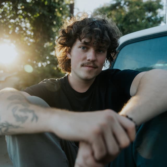Emmett Mulrooney's artist profile image