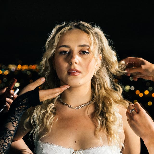 Grace Greenan artist profile image