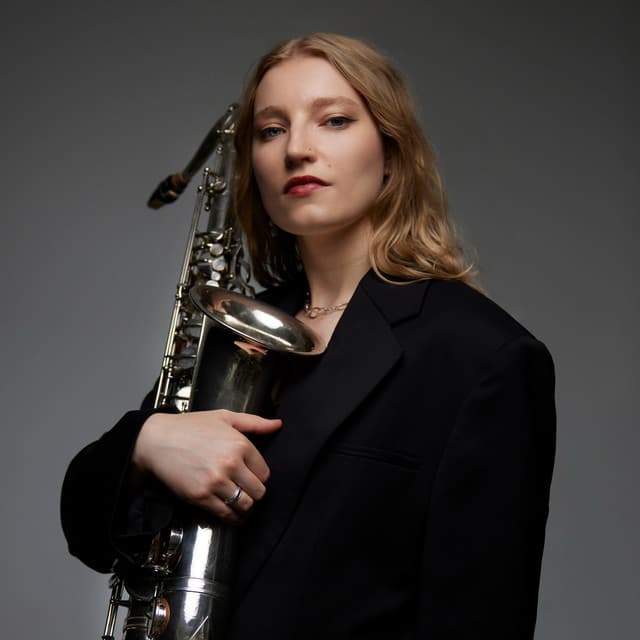 Emma Rawicz artist profile image