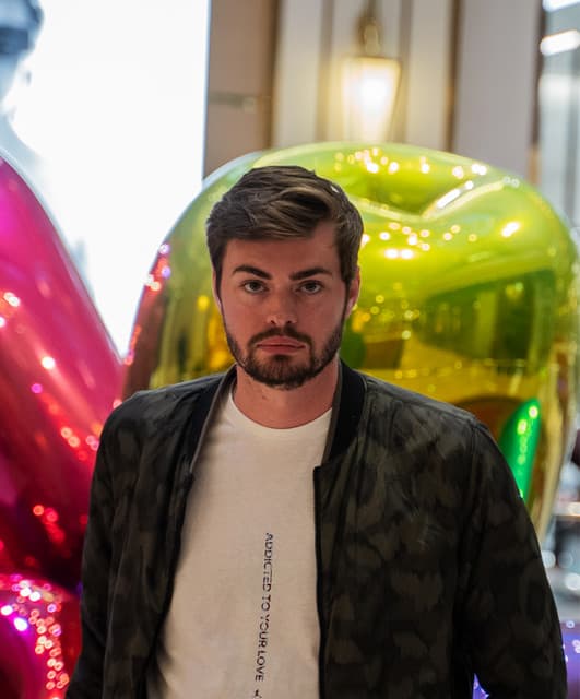 Nick Elliott artist profile image