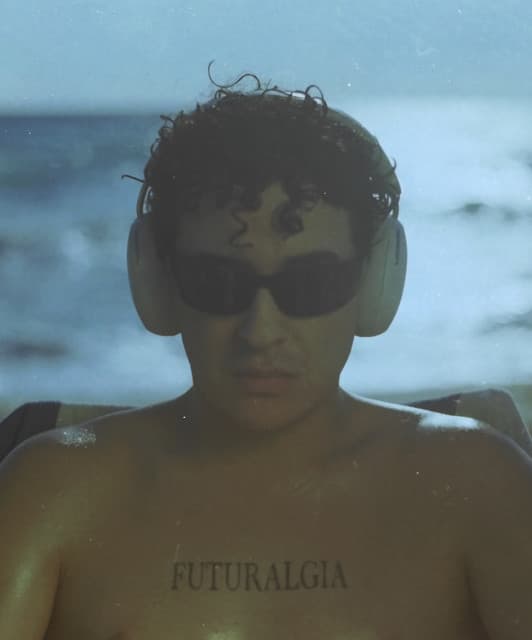 Alex Luna profile