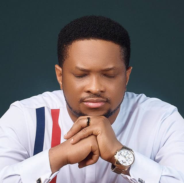 Lawrence Oyor artist profile image