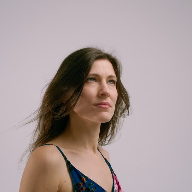 Ruth Moody artist profile image