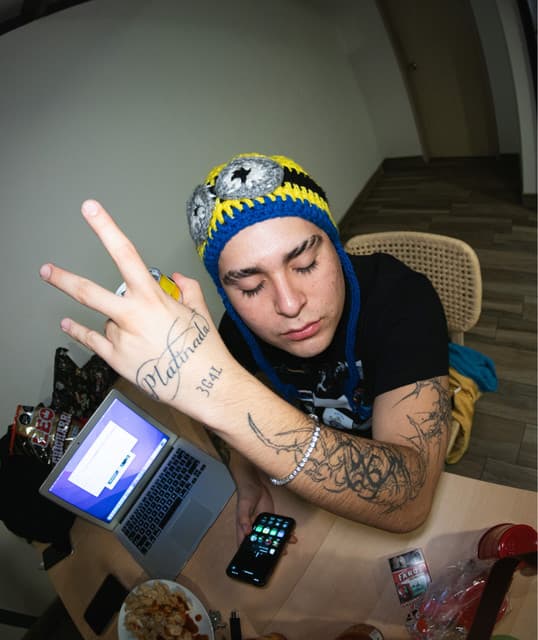 Ikoniko artist profile image