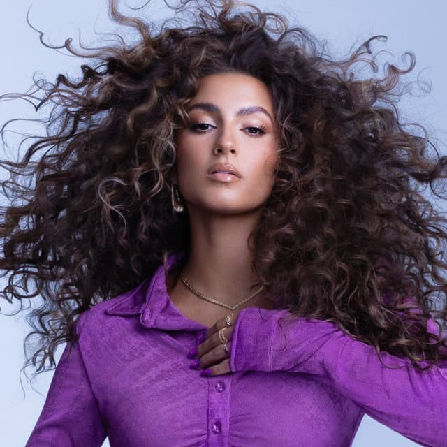 Tori Kelly's artist profile image