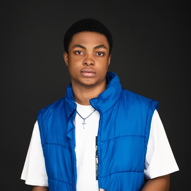 Bluenax artist profile image