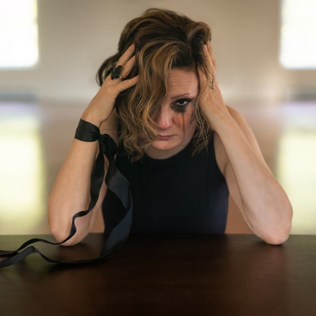 Nina Nastasia's artist profile image