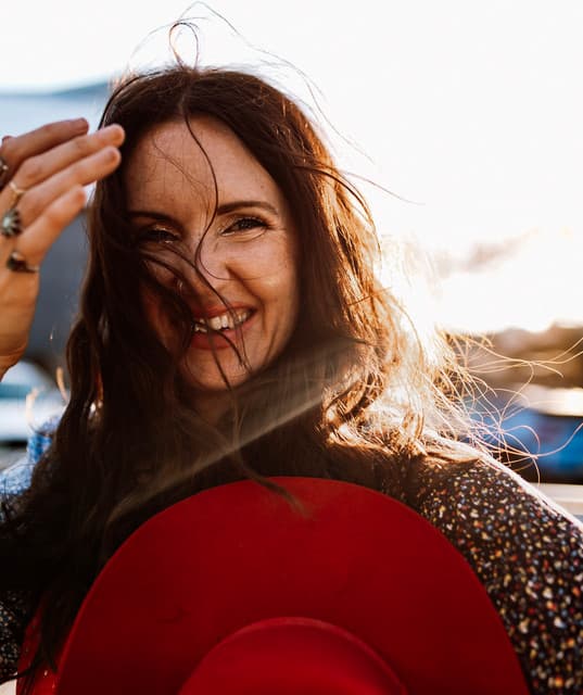 Van Plating artist profile image