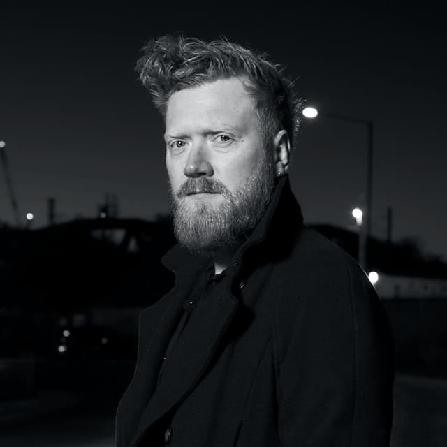 Gareth Dunlop artist profile