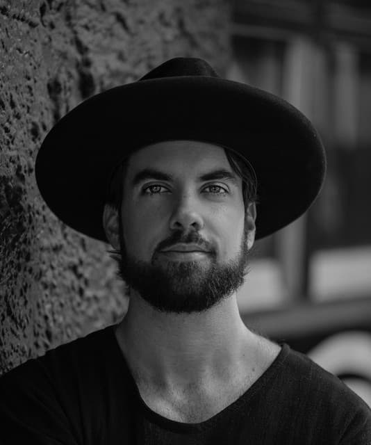 Waae artist profile image