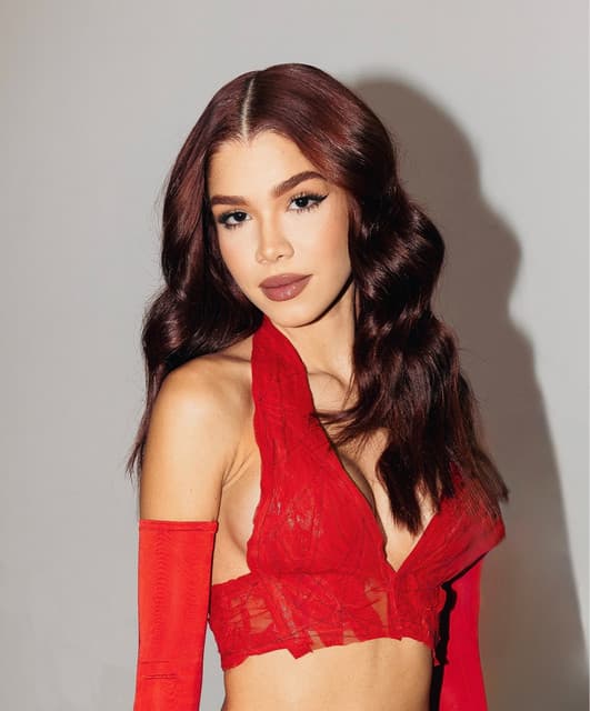 Tília artist profile image