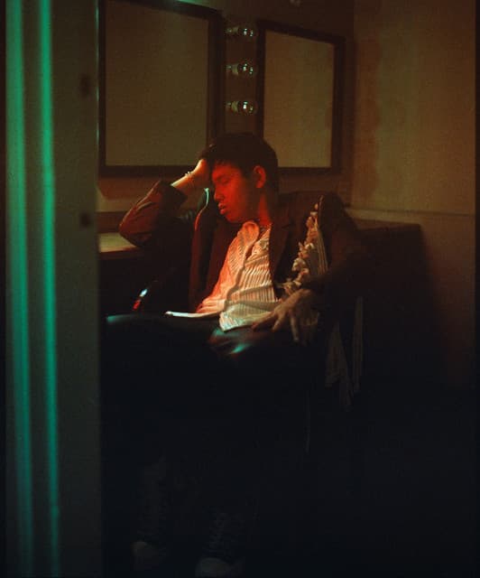 Clinton Kane artist profile image