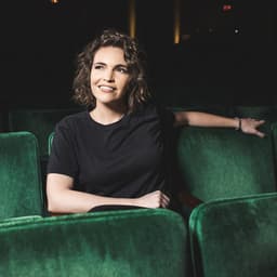 Beth Stelling's artist profile image
