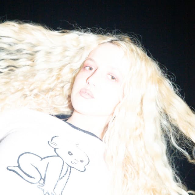 Izzy Camina's artist profile image