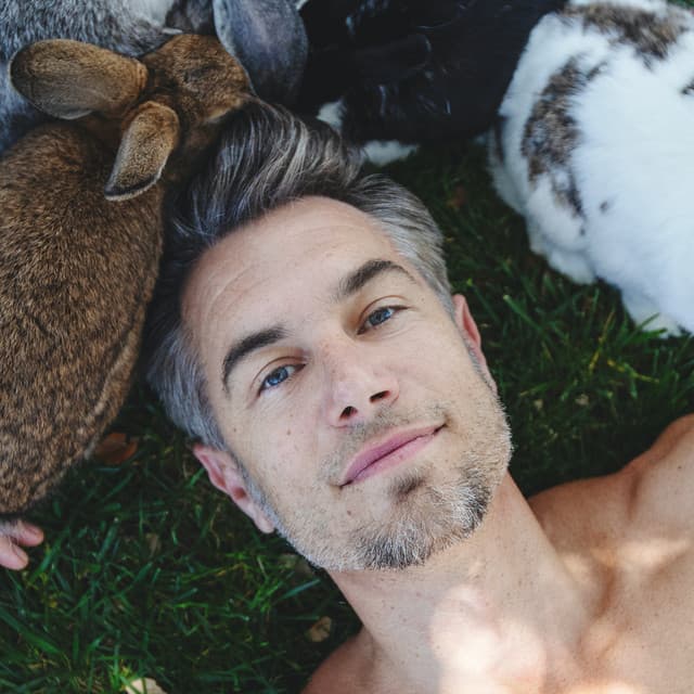 Nick Hexum artist profile image