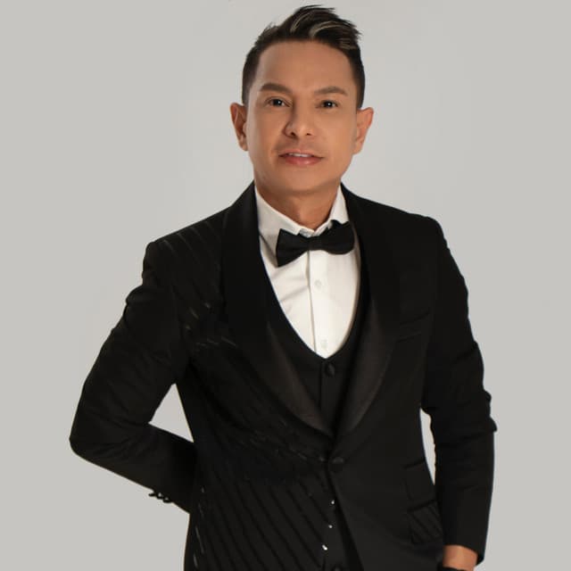 Jorge Pabuena artist profile image