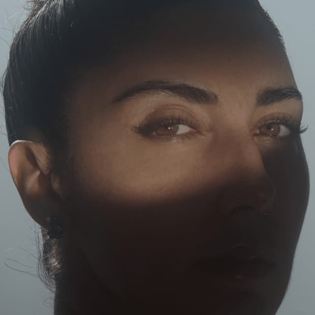 STORRY's artist profile image